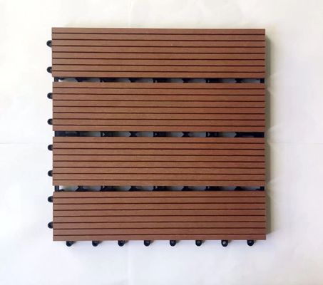 WPC HDPE Diy ইন্টারলকিং ডেক টাইলস ফ্লোরিং Wpc কাঠ প্লাস্টিক কম্পোজিট ডেকিং